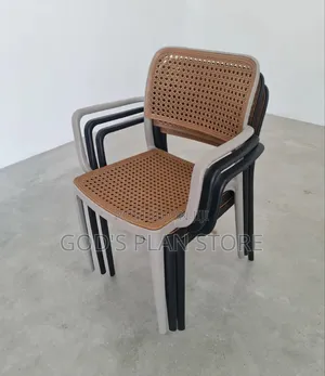 1pc Avenue Indoor Plastic Chairs Plastic Chairs
