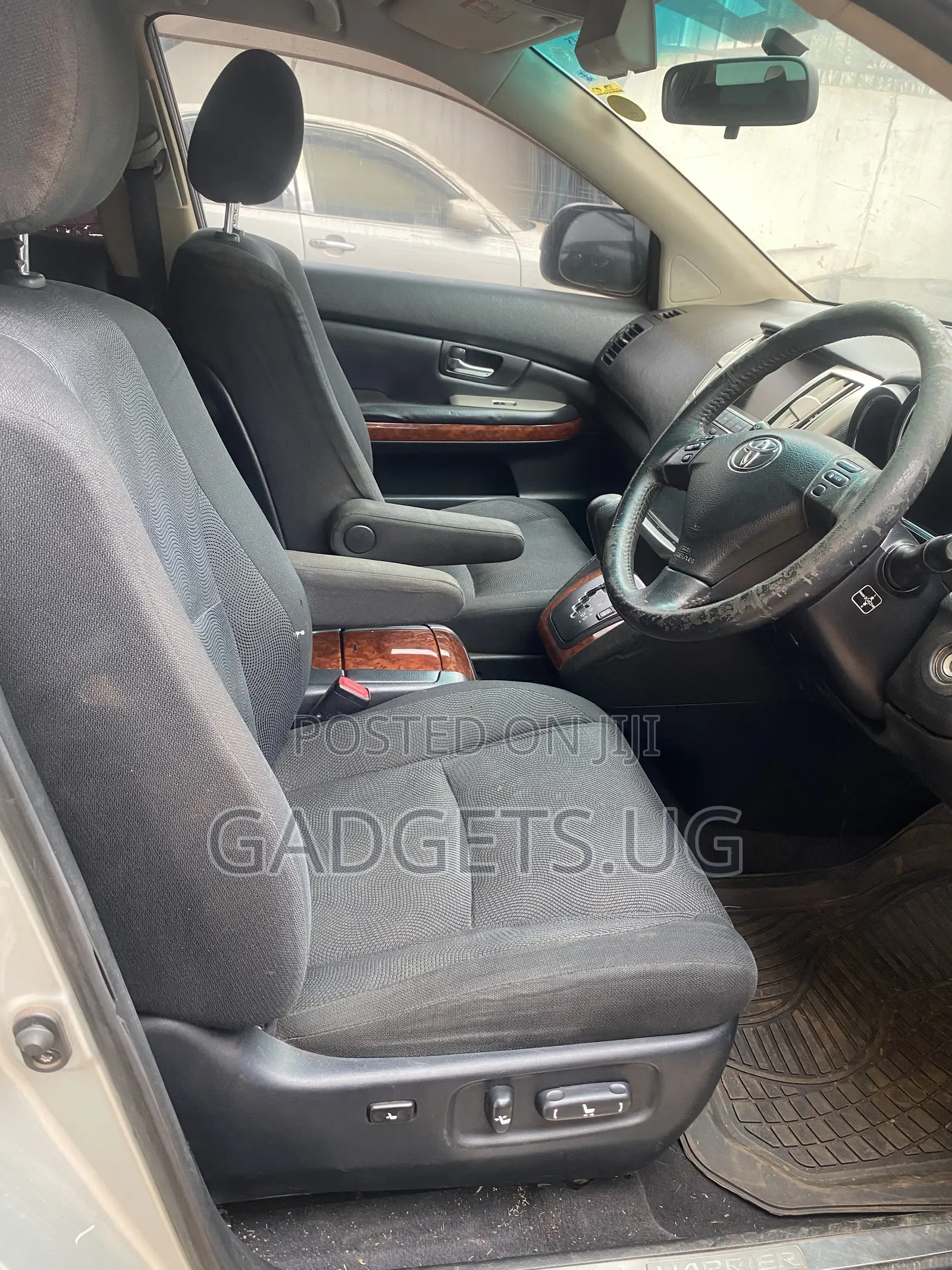 Toyota Harrier 2003 Silver