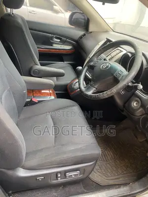 Toyota Harrier 2003 Silver