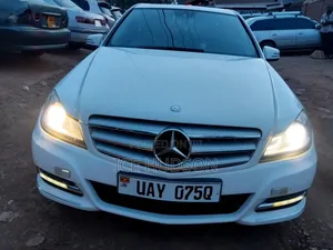Mercedes-Benz C200 2008 White