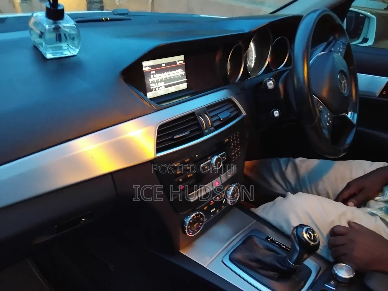 Mercedes-Benz C200 2008 White