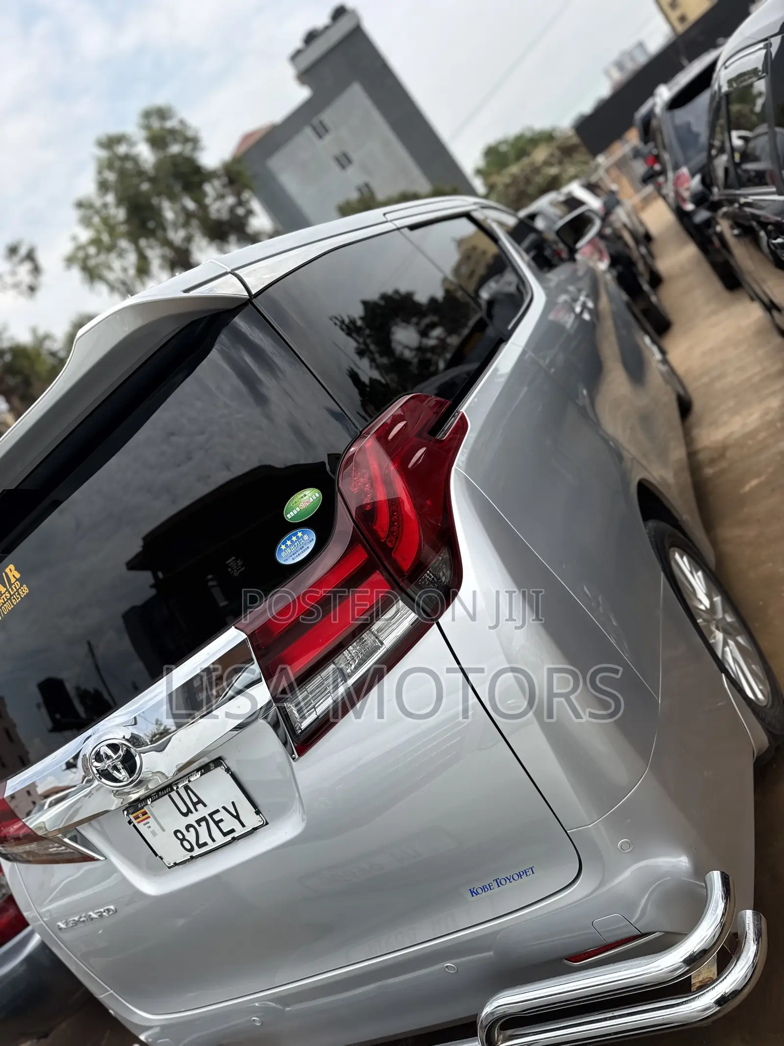 Toyota Alphard 2.5 Petrol FWD 2017 Silver