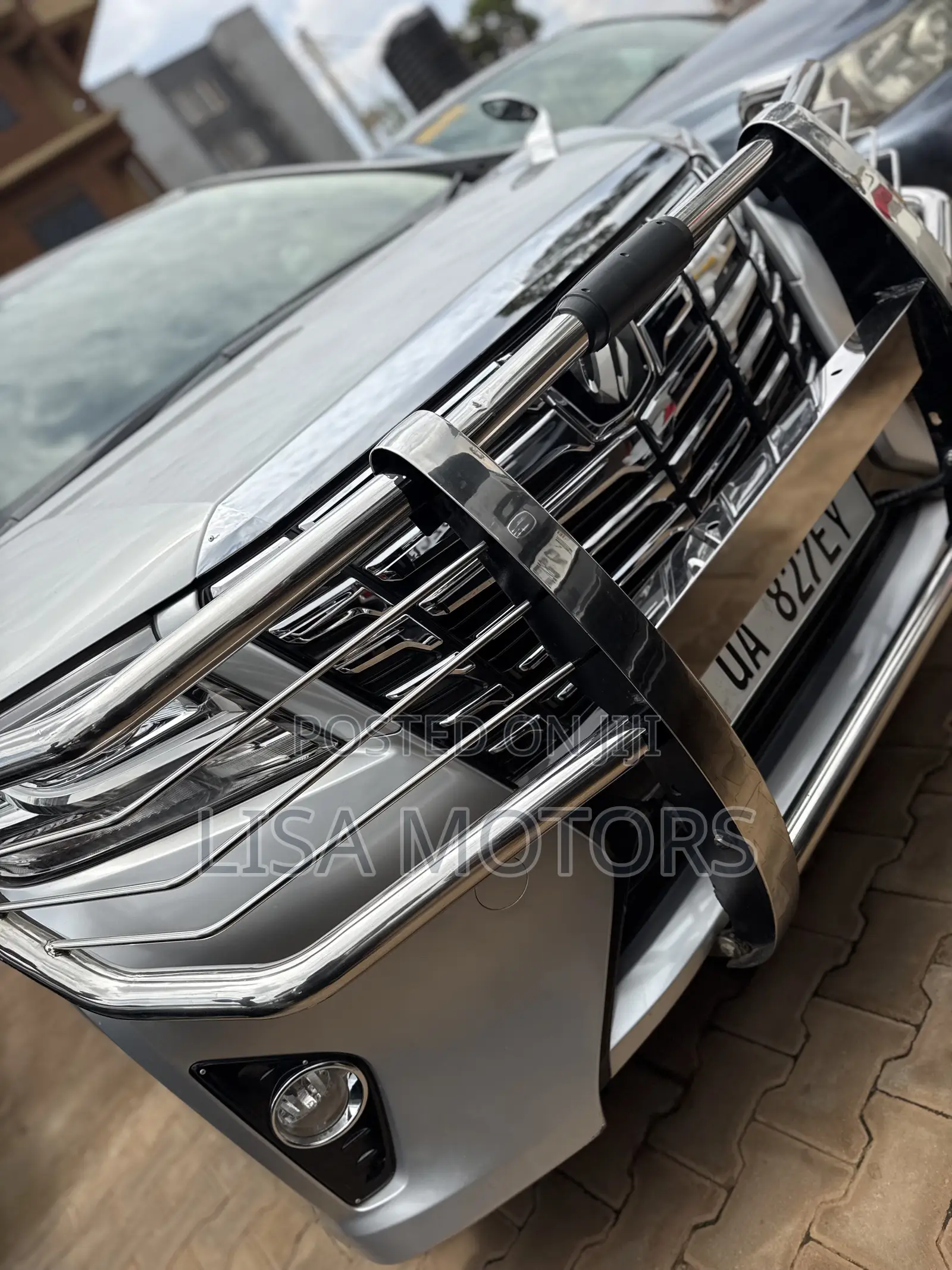 Toyota Alphard 2.5 Petrol FWD 2017 Silver
