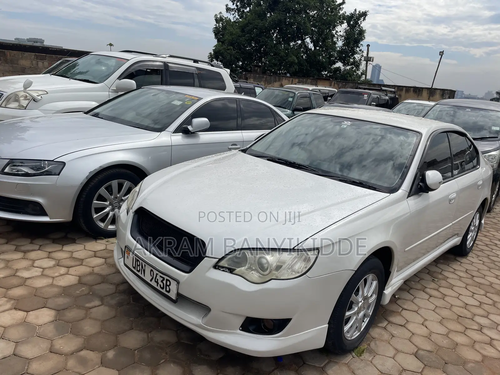 Subaru Legacy 2010 White