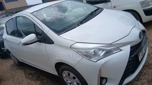 Toyota Vitz 2018 White