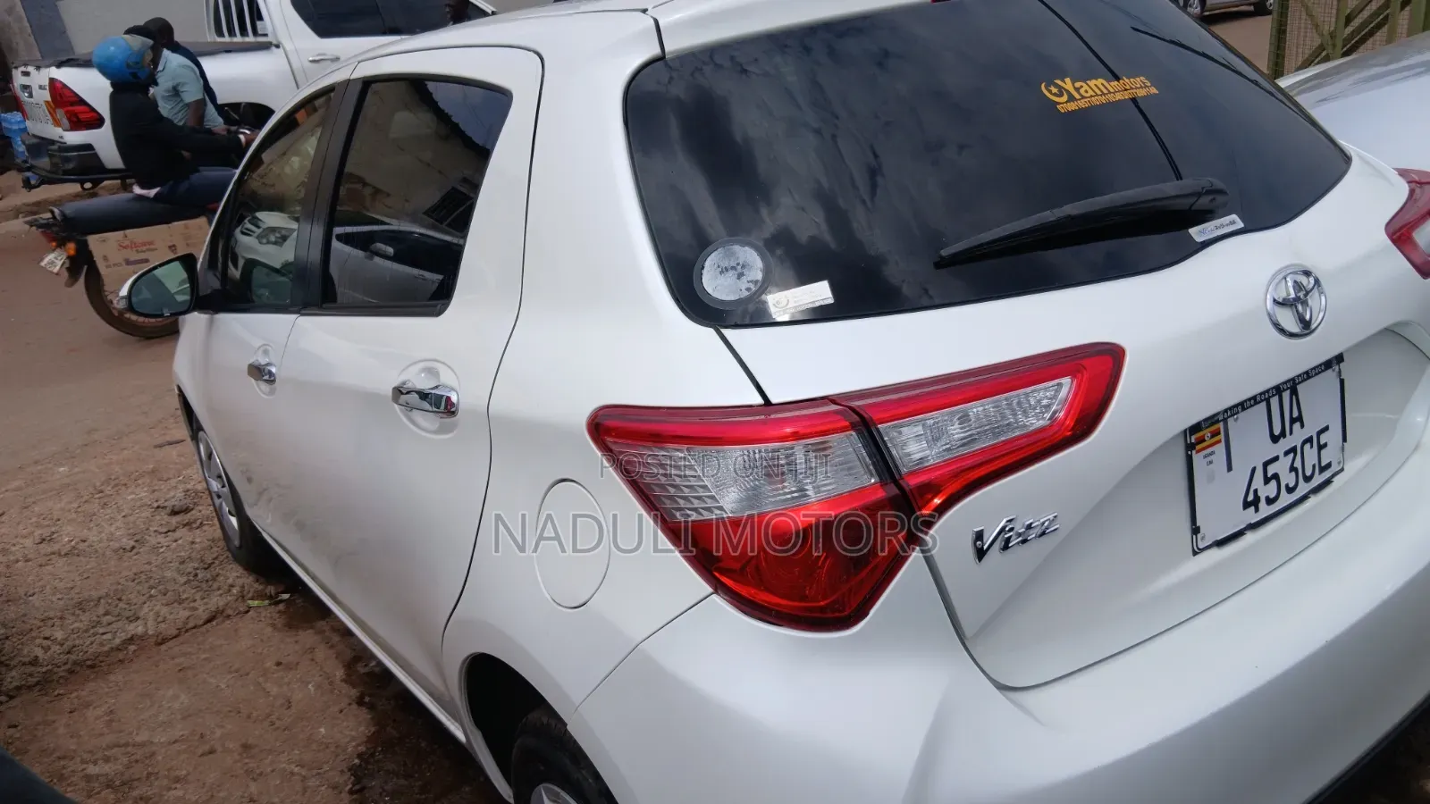 Toyota Vitz 2018 White