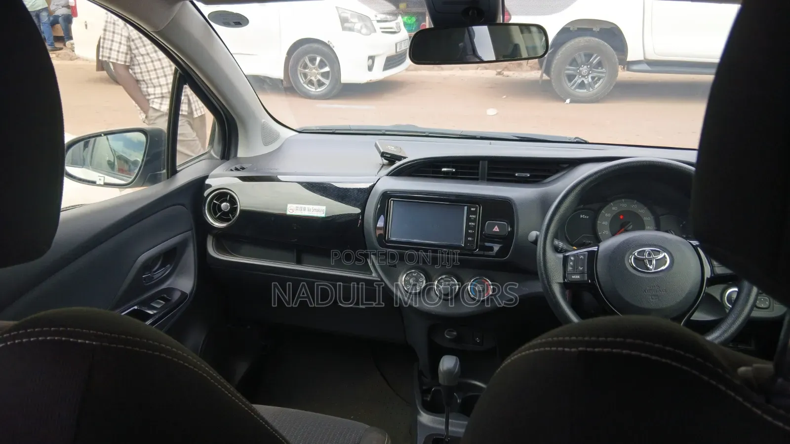 Toyota Vitz 2018 White