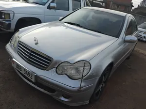 Mercedes-Benz C200 2003 Silver