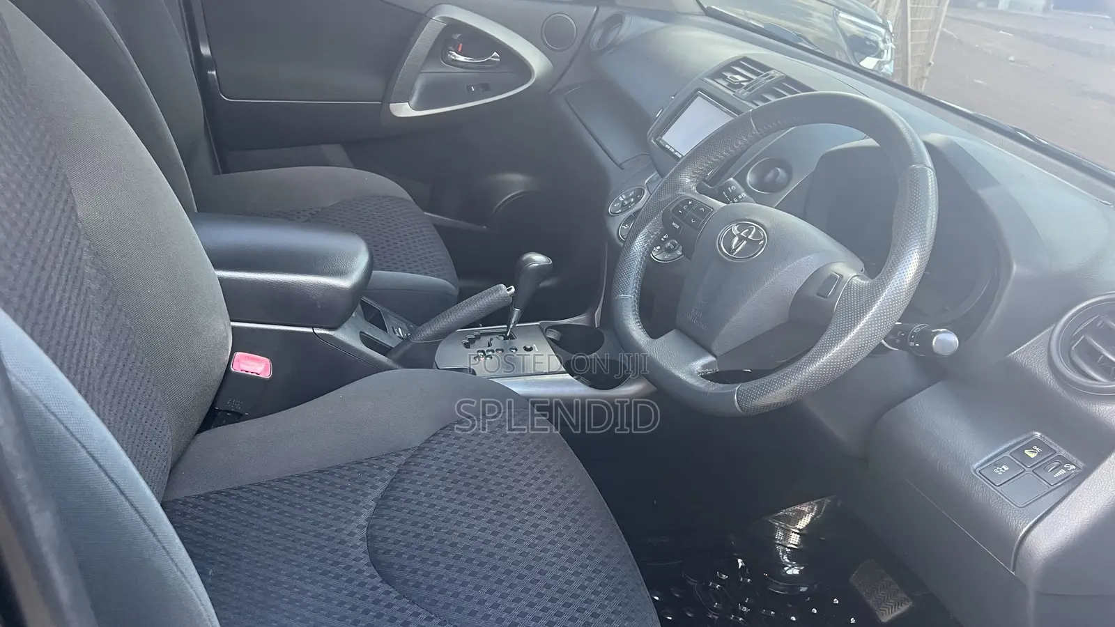 Toyota Vanguard 2012 Black