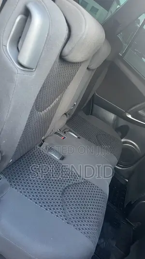 Toyota Vanguard 2012 Black