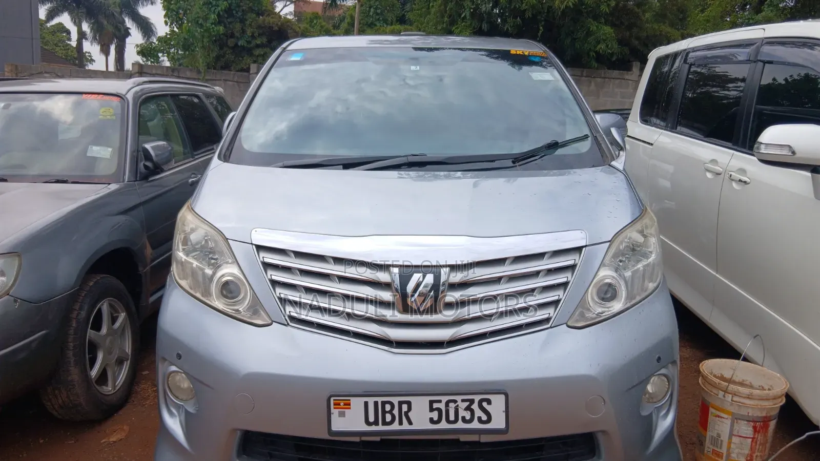 Toyota Alphard 2.4 Petrol FWD 2010