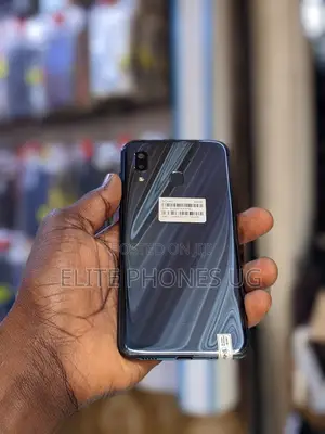 Samsung Galaxy A30 64 GB Black