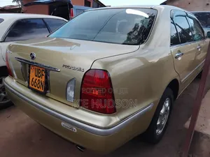 Toyota Progress 2003