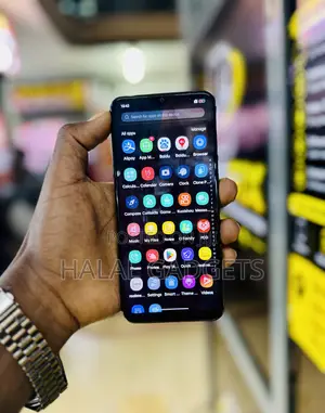 Realme V30 128 GB Black