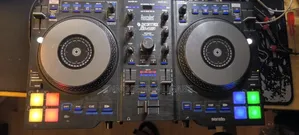 Dj Comtroller