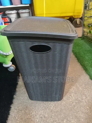 Plastic Laundry Hamper/Basket With a Woven Rattan Texture,