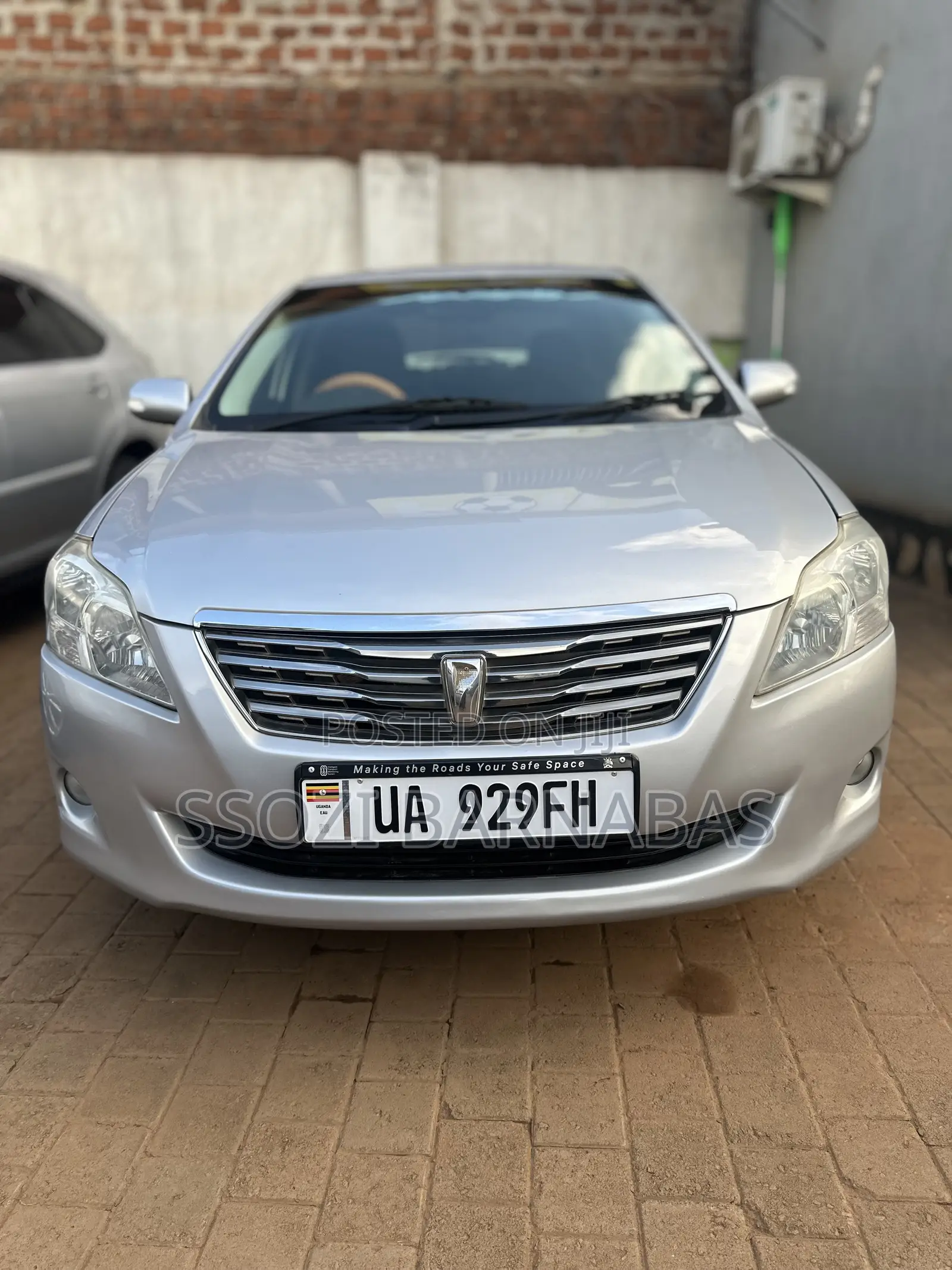 Toyota Premio 2009 Silver