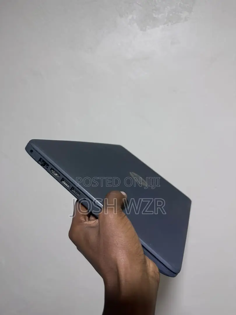 Laptop HP 250 G7 8GB Intel Core i5 HDD+SSD 512GB