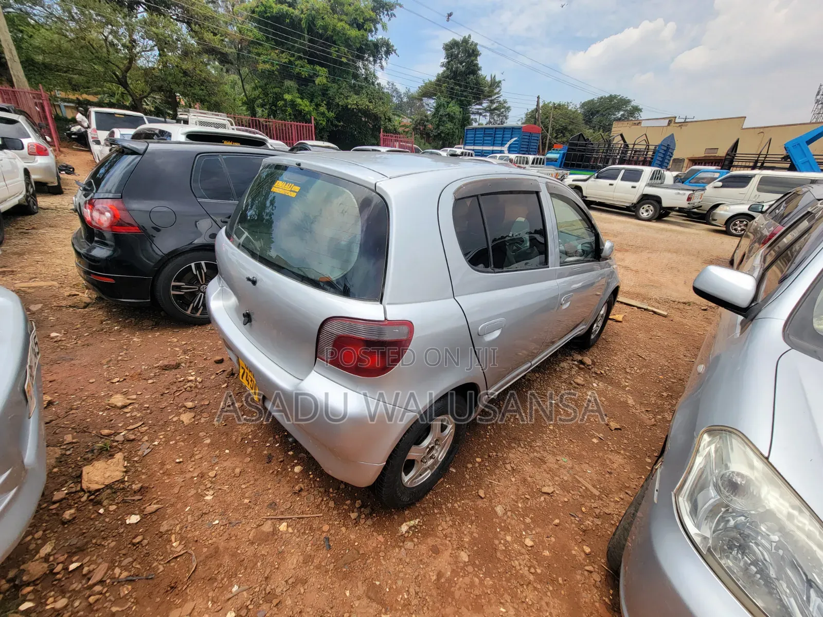 Toyota Vitz 2003 Silver