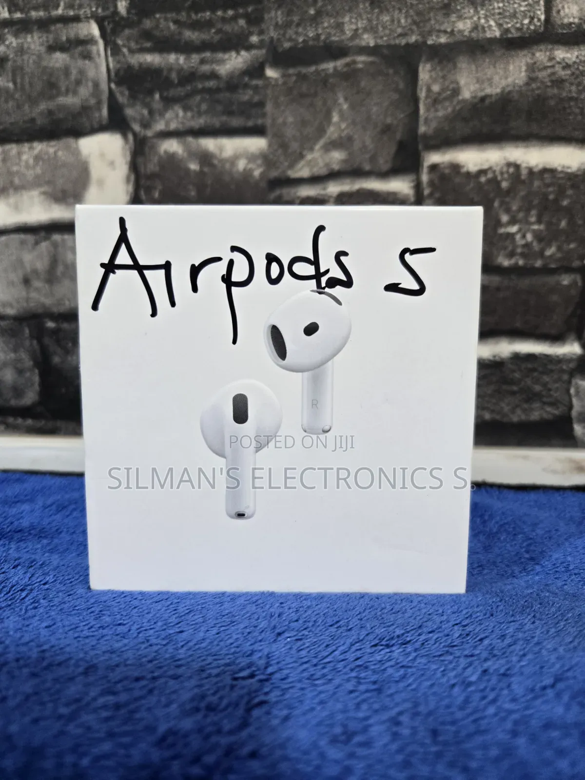 Apple Airpods 5 With Wireless Charging