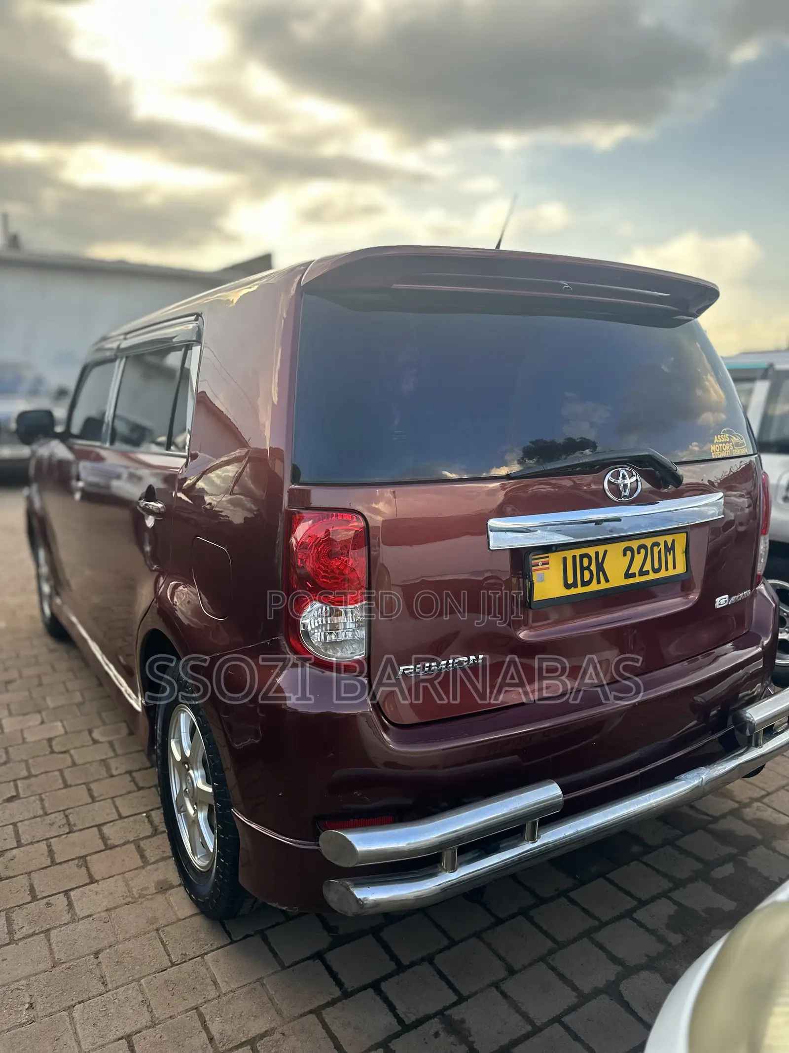 Toyota Corolla Rumion 2007 Maroon