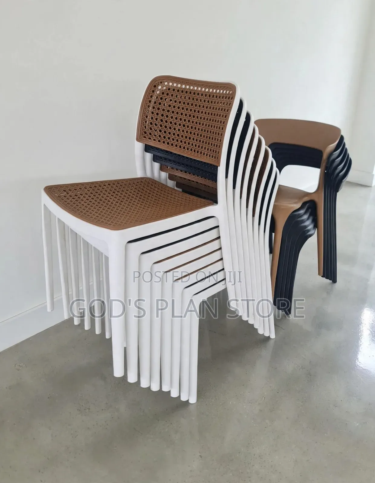 Forma Plastic Chairs Plastic Chairs