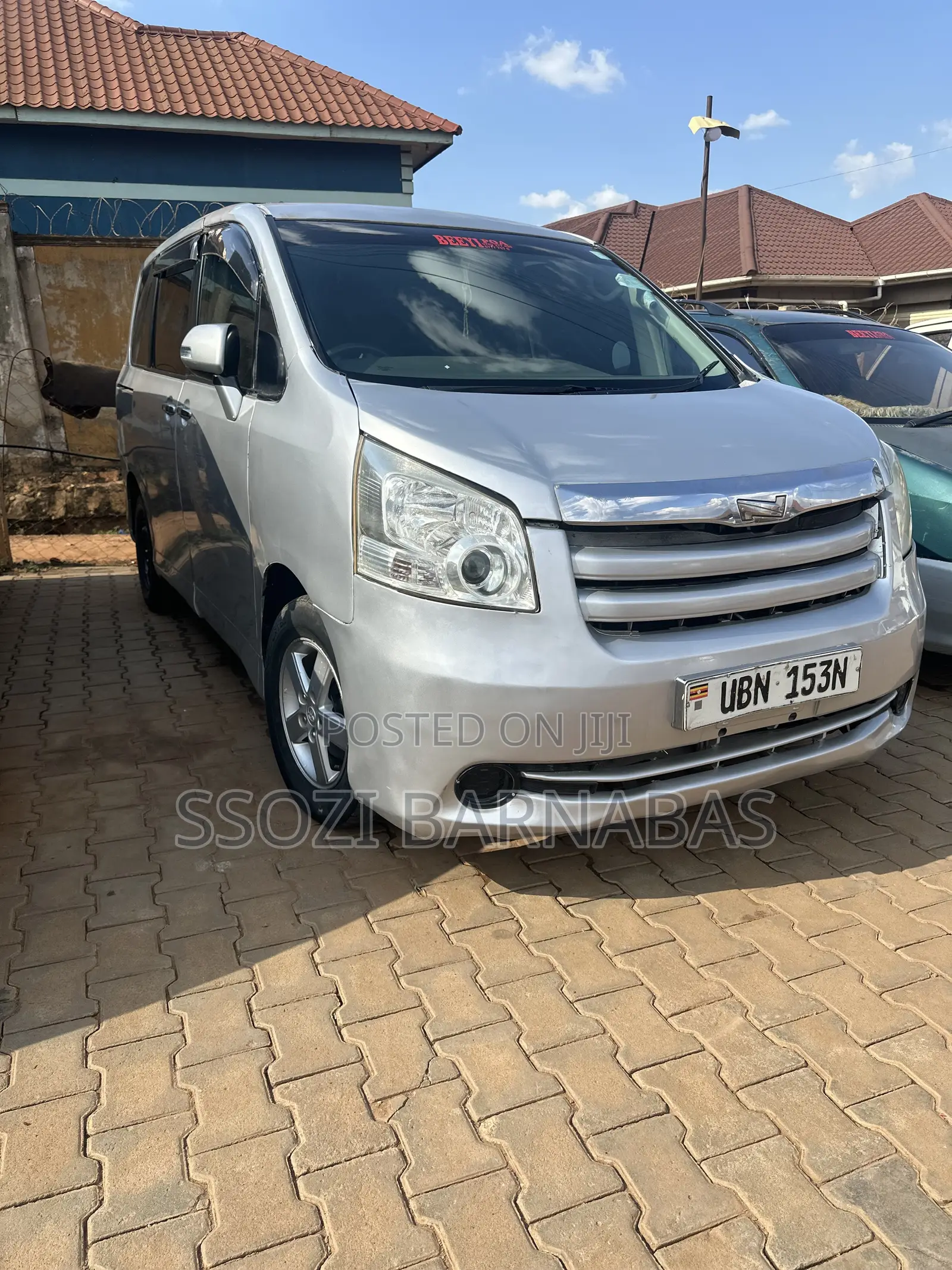 Toyota Noah 2008 Silver
