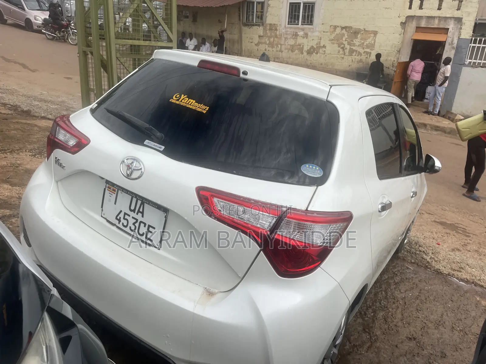 Toyota Vitz 2017 White