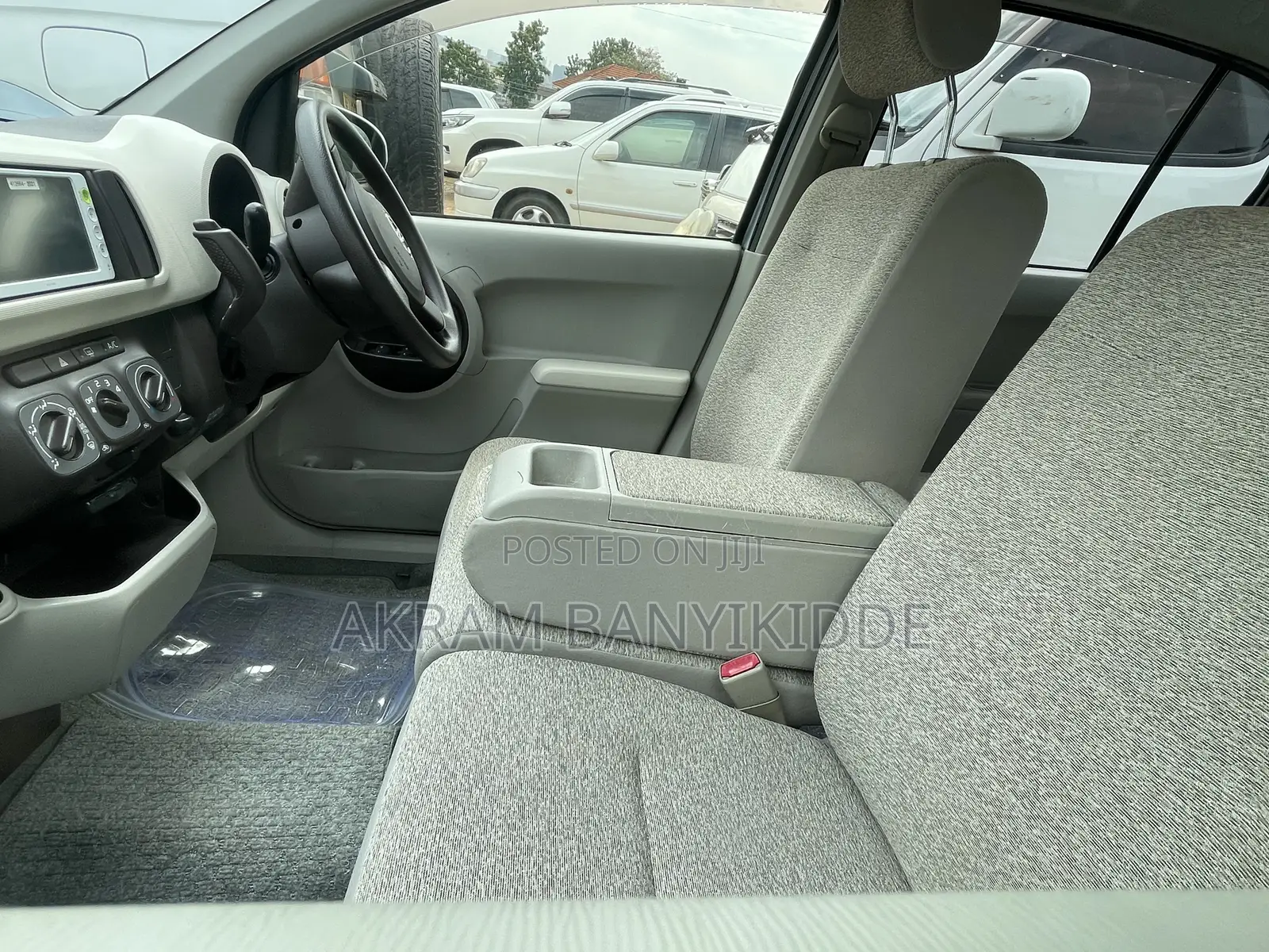 Toyota Passo 2008 Silver