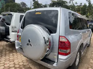 Mitsubishi Pajero 2007 Silver