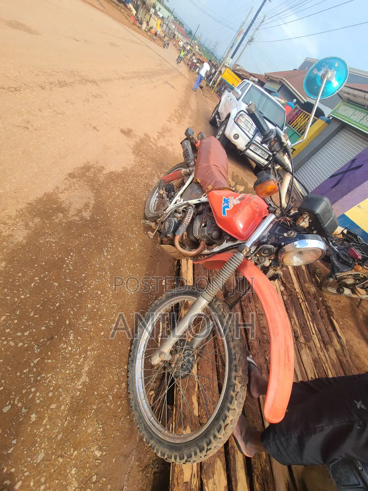 Honda XL 125 1998 Red