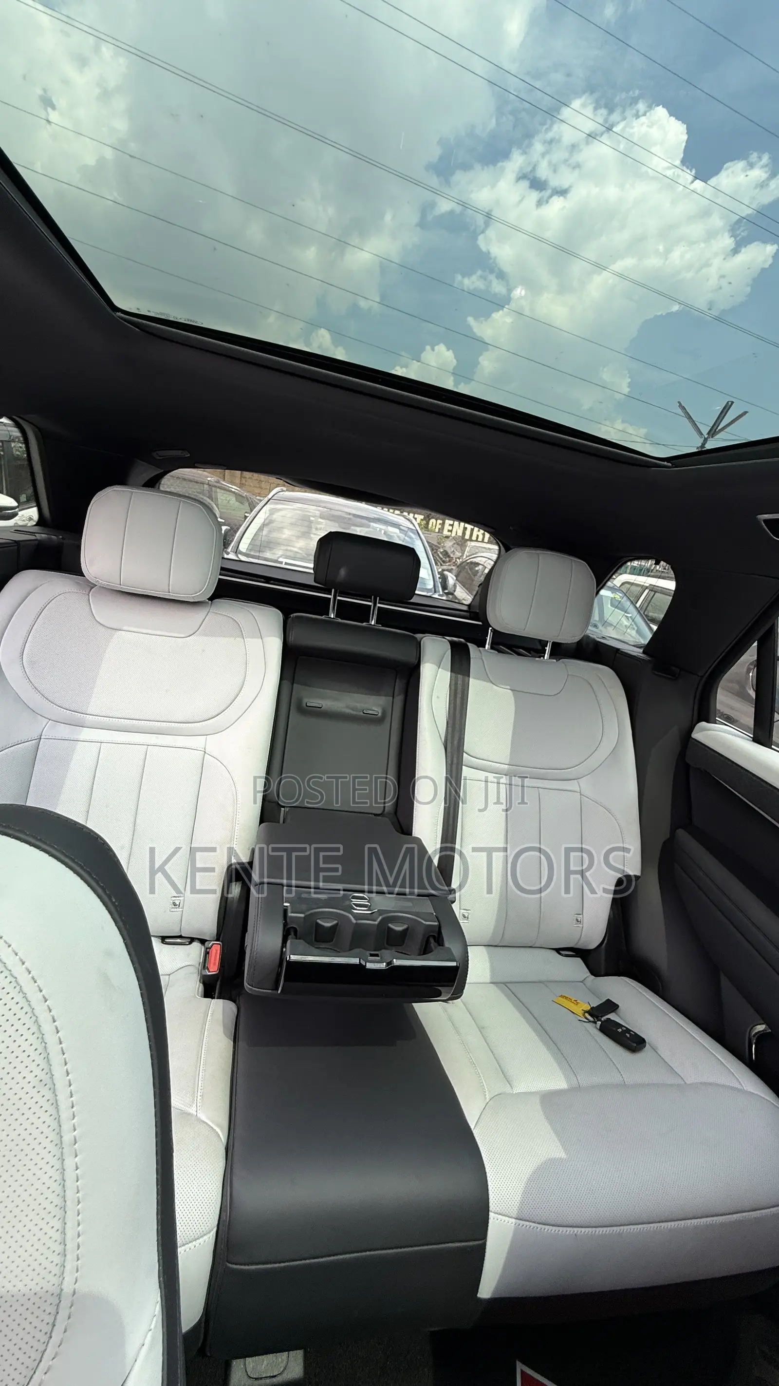 Land Rover Range Rover Sport P360 SE 4WD 2023 Blue