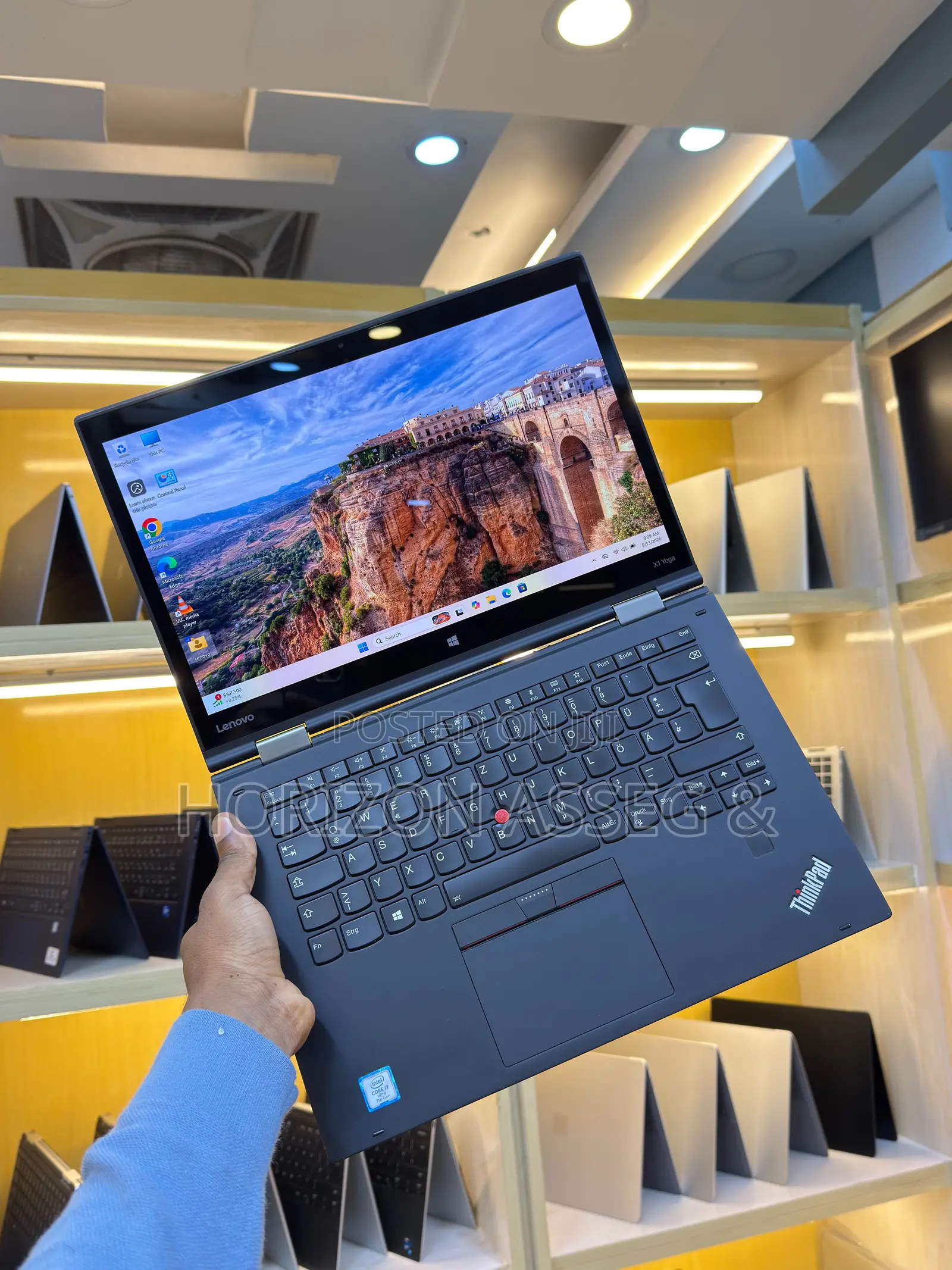 New Laptop Lenovo ThinkPad X1 Yoga 8GB Intel Core i5 SSD 256GB
