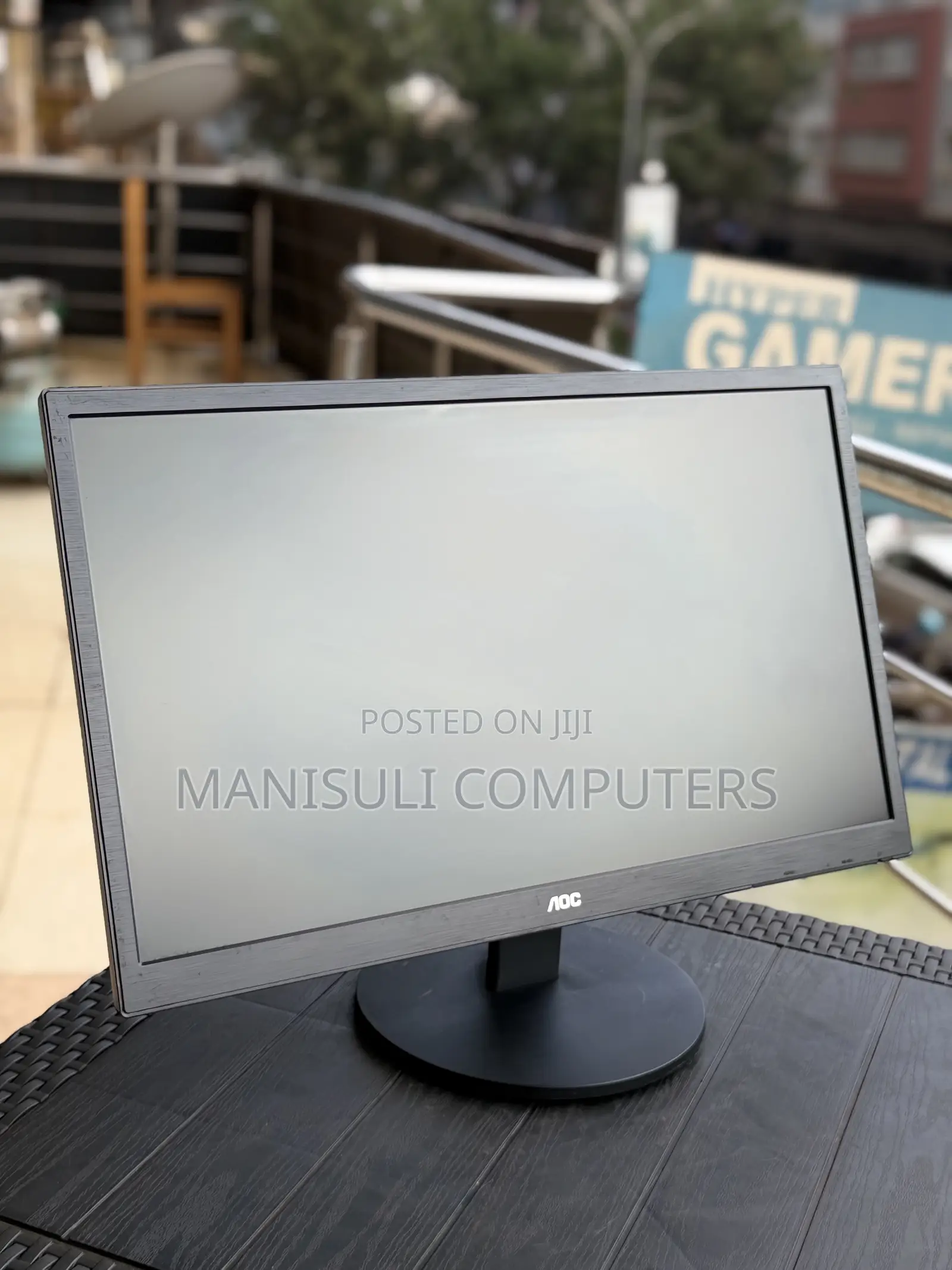 Ultra Monitor 24 Inch Screen HDMI DP VGA