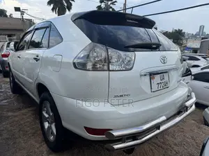 Toyota Harrier 2009 White