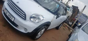 Mini Cooper 2015 White