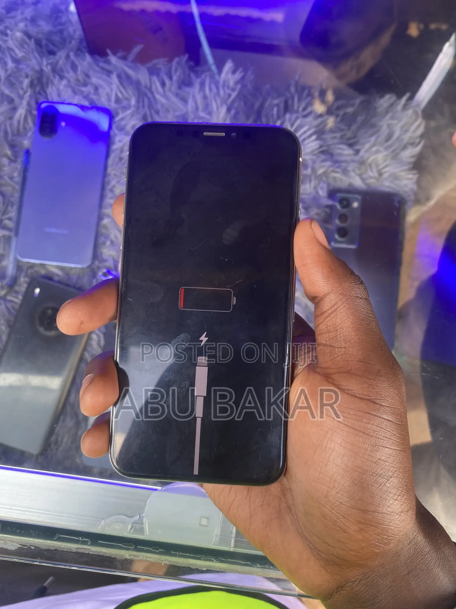 Apple iPhone X 64 GB White