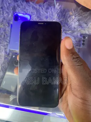 Apple iPhone X 64 GB White