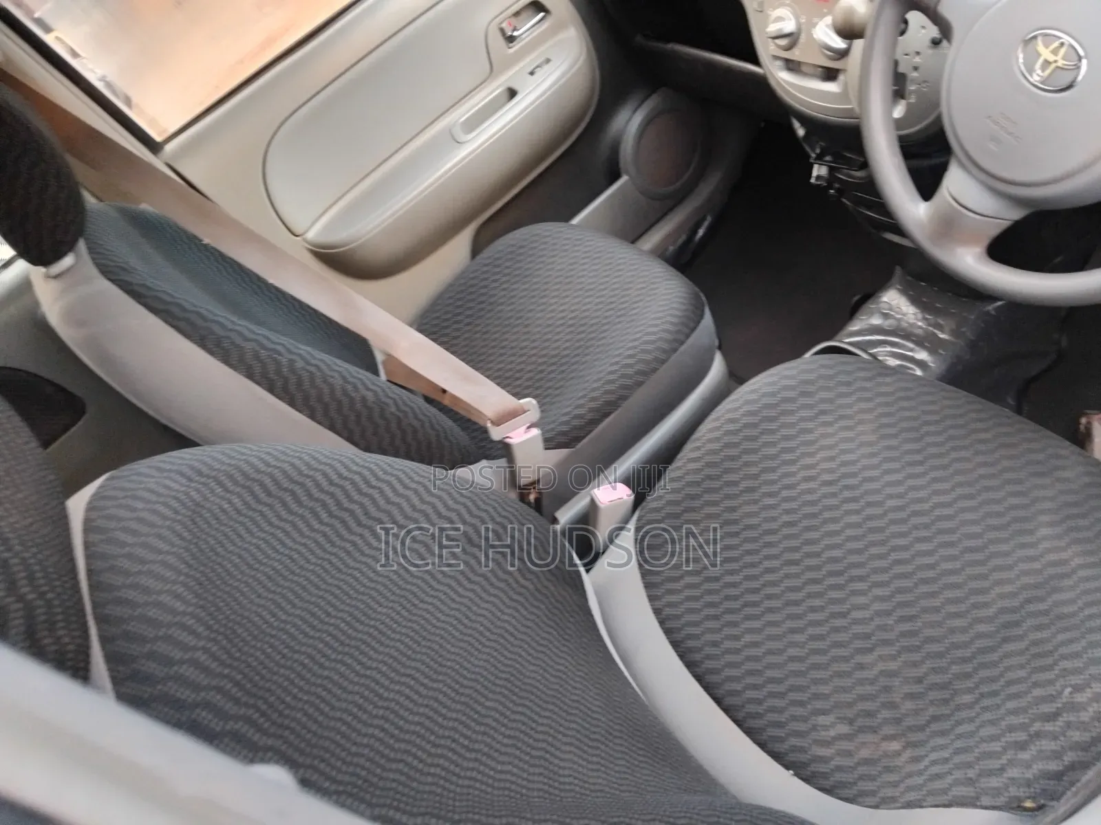 Toyota Sienta 2008 Matt Black