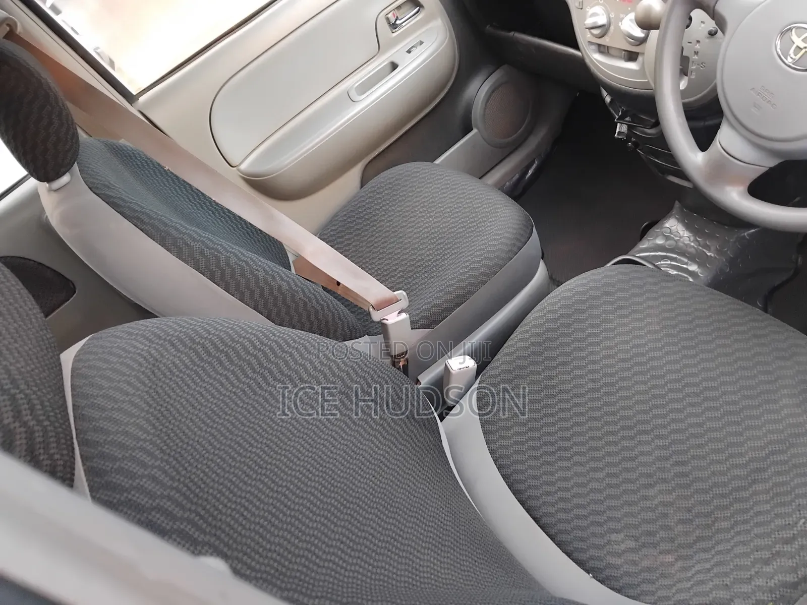 Toyota Sienta 2008 Matt Black