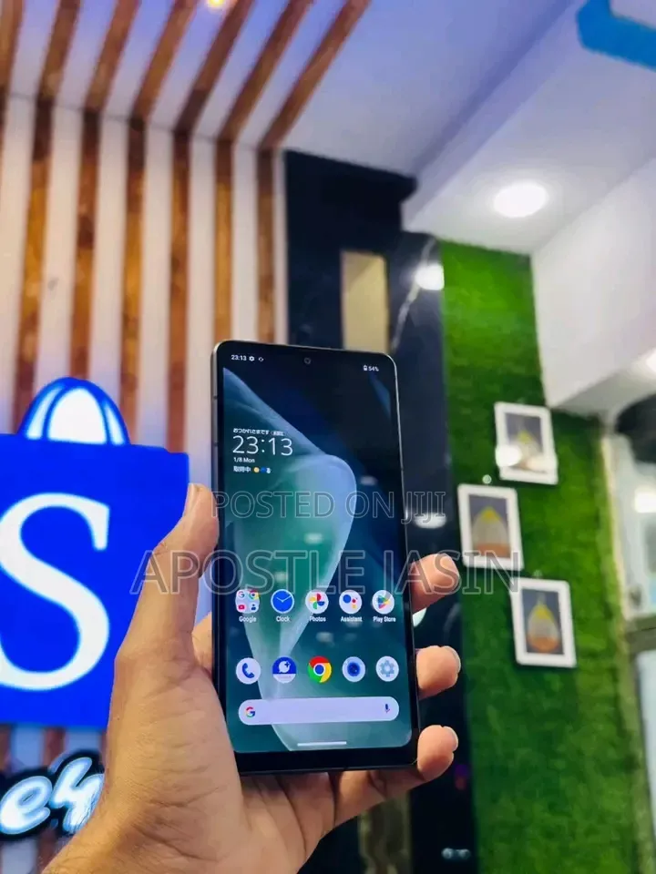 Sharp Aquos sense7 128 GB Black