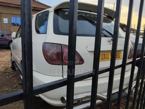 Toyota Harrier 2002 White