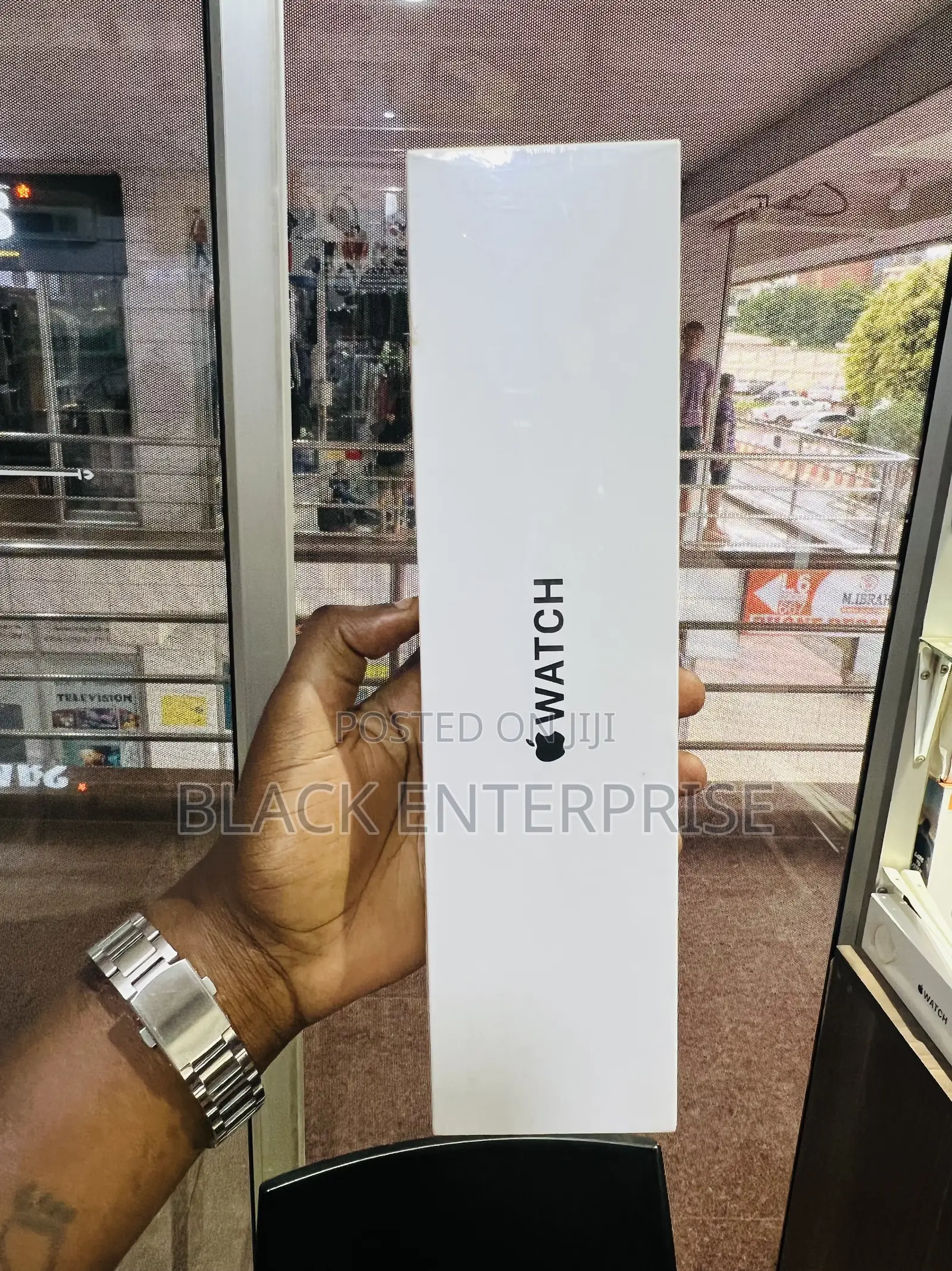 Brand New Apple Watch Se 3 2nd Generation 40mm Midnight