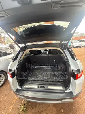 Land Rover Range Rover Evoque SE Premium 4x4 5-Door 2017 White