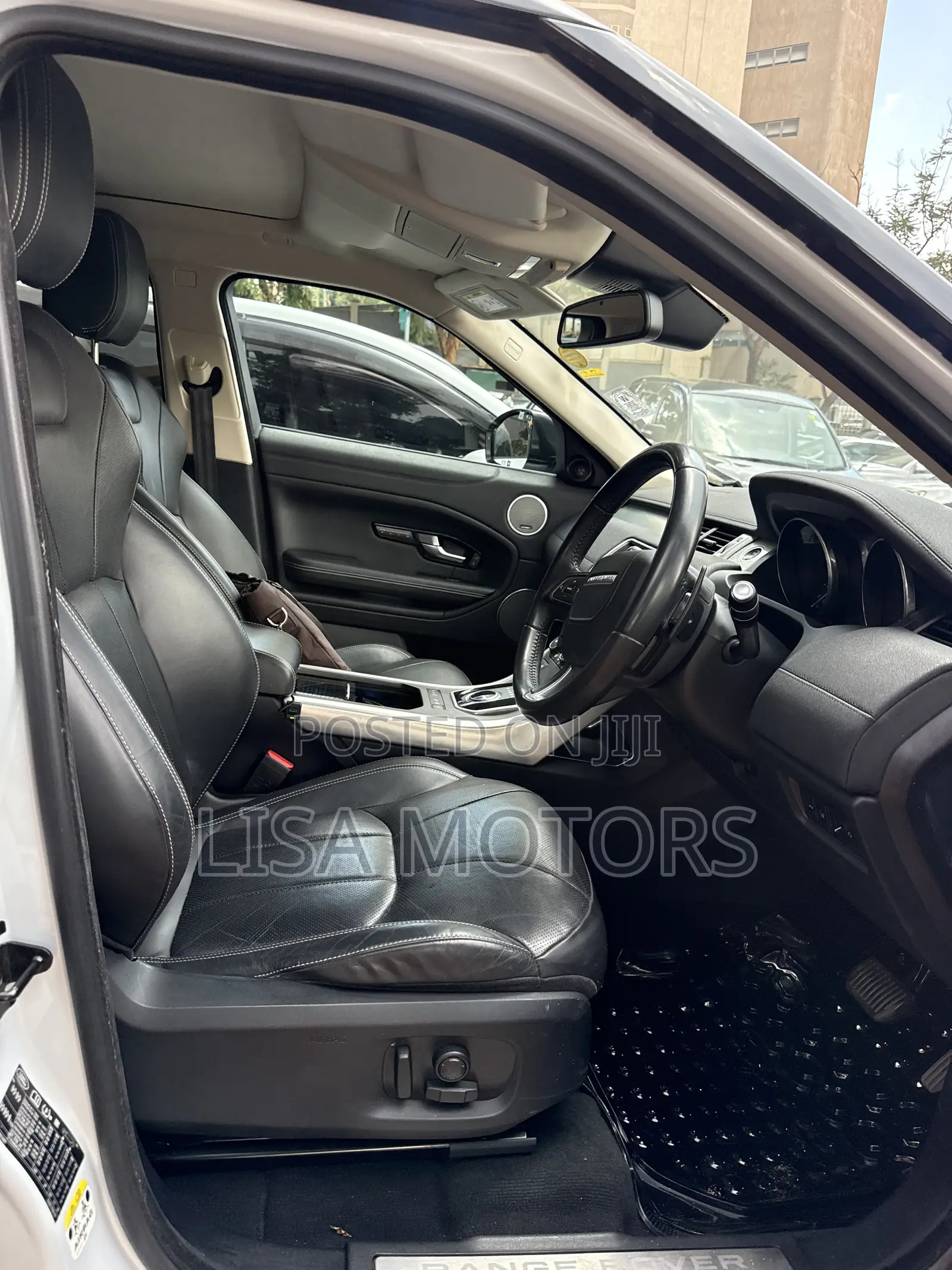 Land Rover Range Rover Evoque SE Premium 4x4 5-Door 2017 White