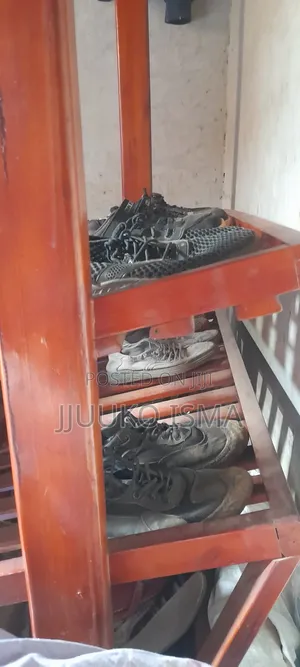 Shoe Rack Used