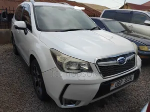 Subaru Forester 2016 White