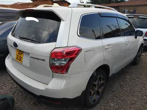 Subaru Forester 2016 White
