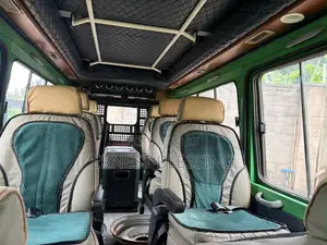 Toyota Land Cruiser 2009 Green