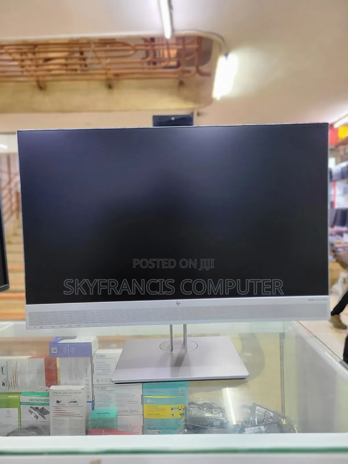 HP Monitor Inches 24 E243 Using Speakers and Camera